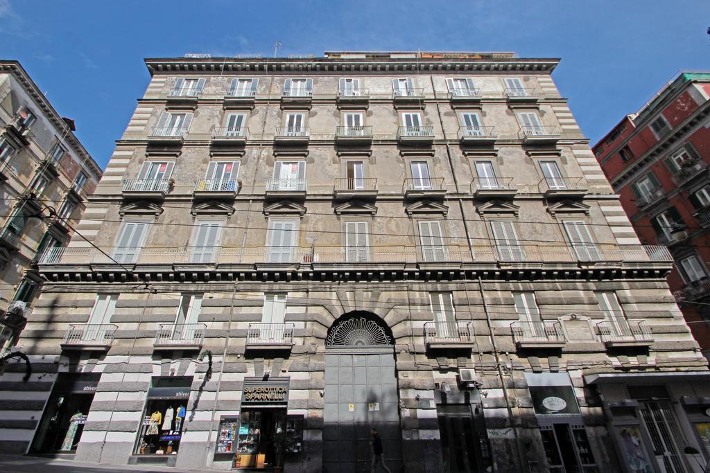 Casa Dante - Historic Apartment In The Perfect Naples Location Exterior foto